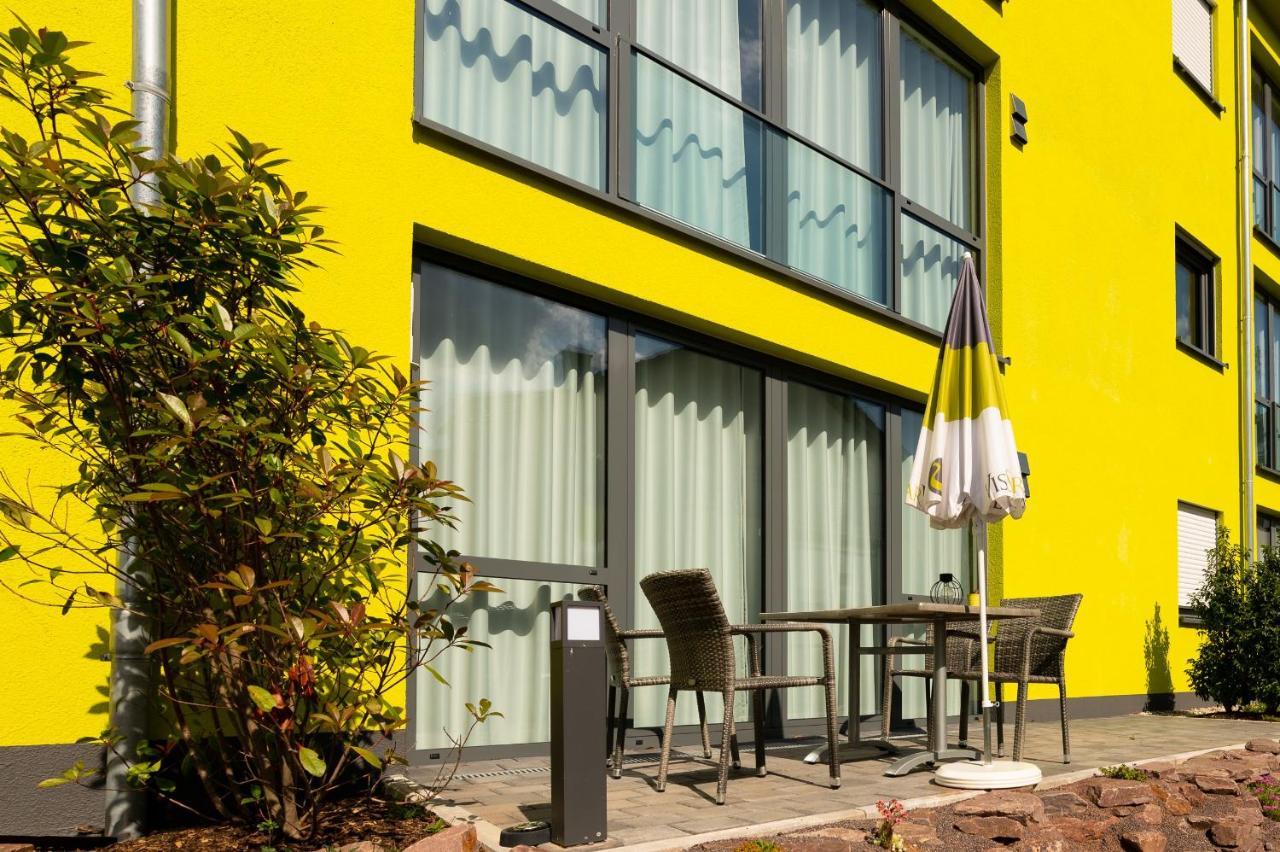 Vis Saar Vie - Ferienwohnungen An Der Saarschleife Mettlach Bagian luar foto