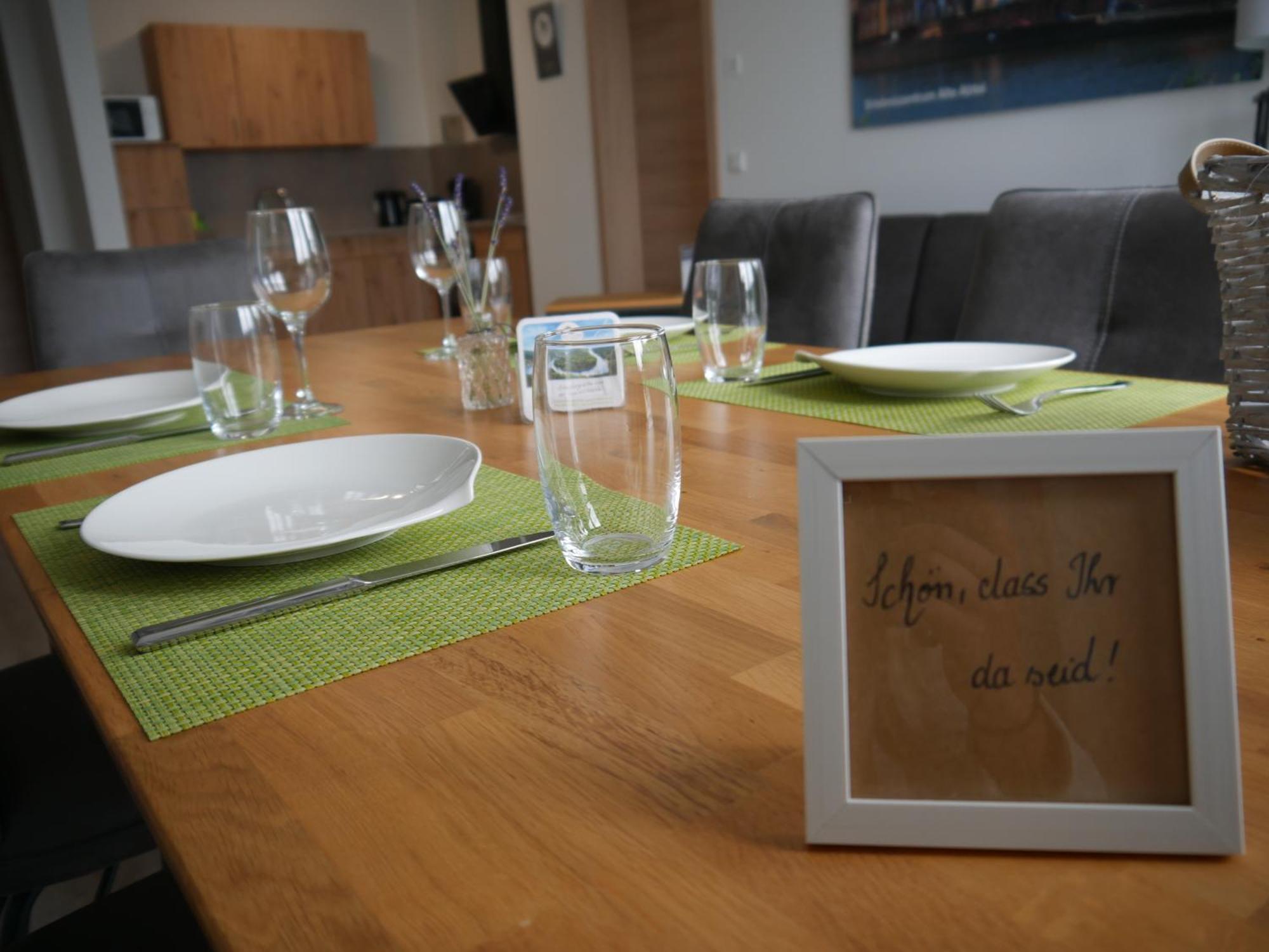 Vis Saar Vie - Ferienwohnungen An Der Saarschleife Mettlach Bagian luar foto